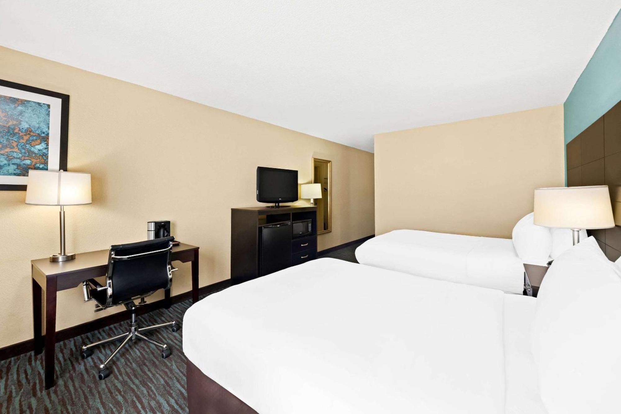 Quality Inn Dayton Airport Englewood Eksteriør billede